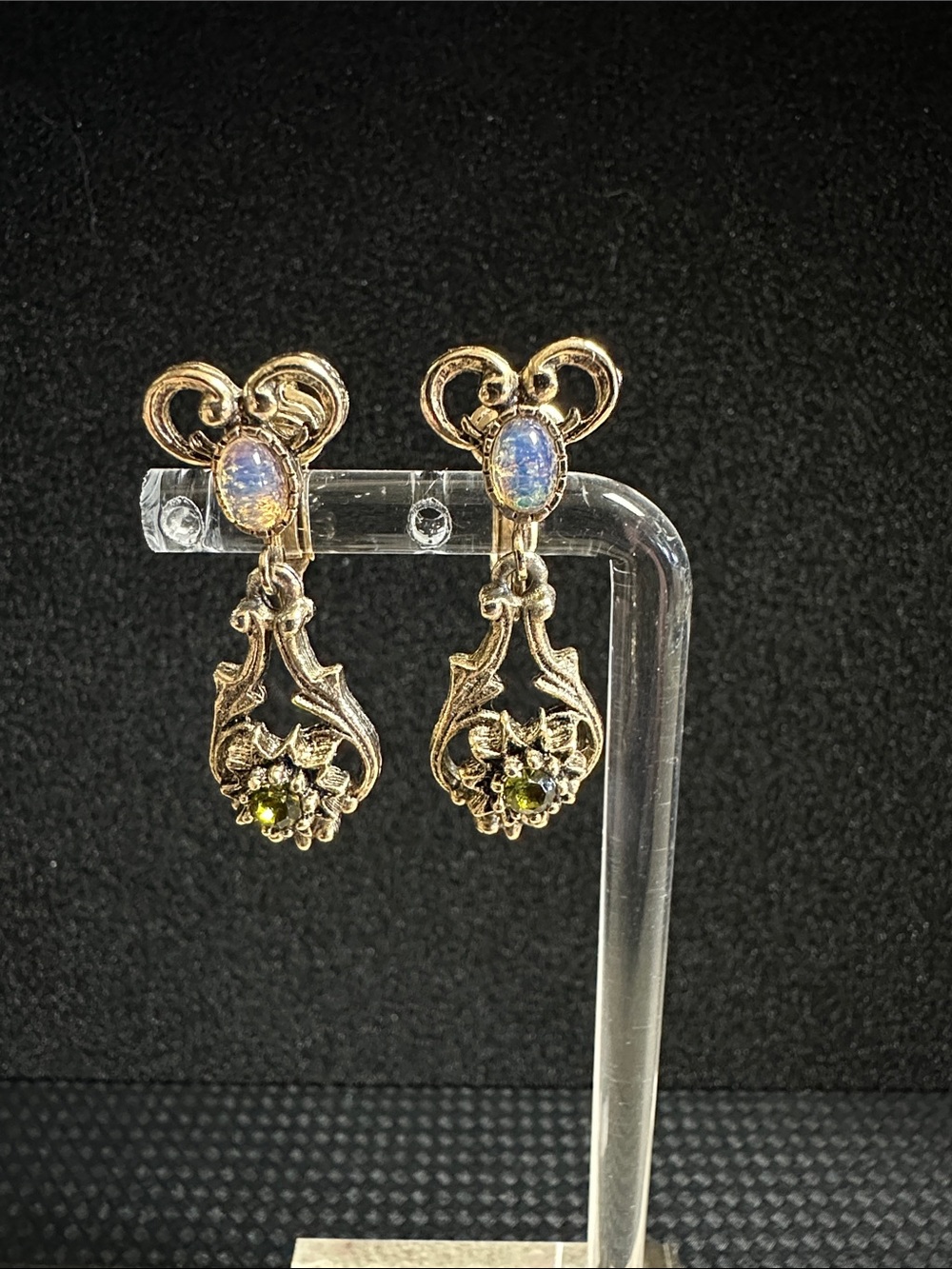 Vintage Sarah Coventry “Contessa” Clip-On Filigree Victorian Revival Earrings